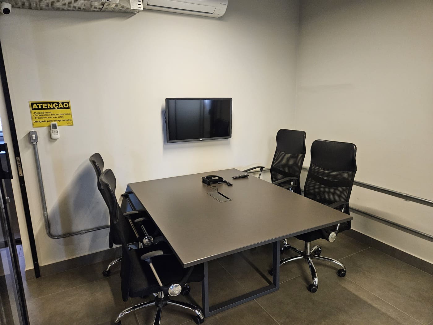 Sala de reunião Uberaba Coworking - 4 lugares