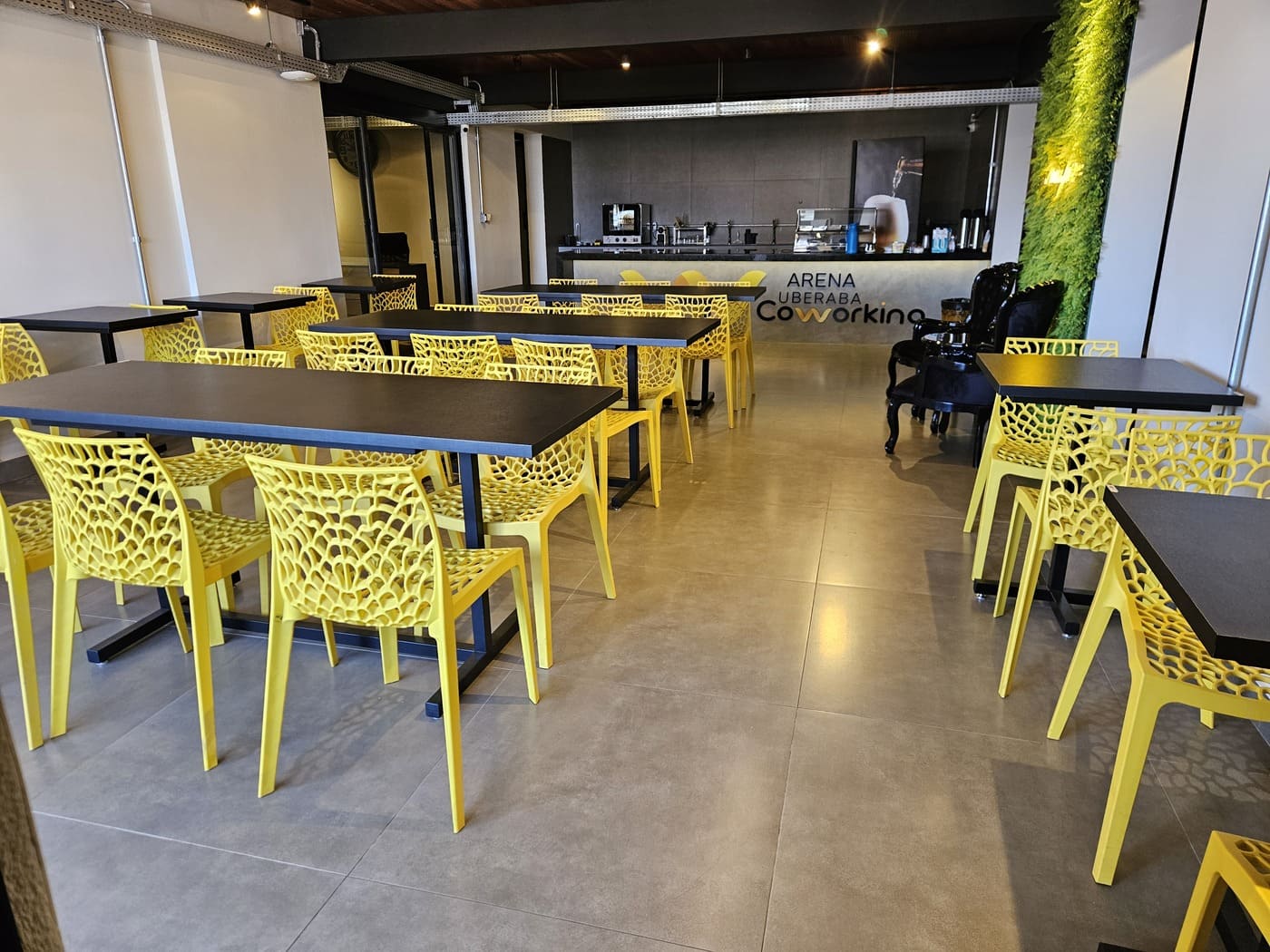 Espaço Arena Coworking - 40 lugares